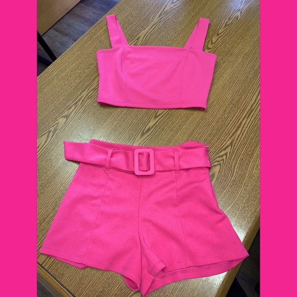 Forever 21 Tops - 🌸Forever 21 Pink Matching Outfit Set🌸